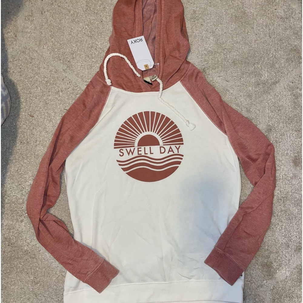roxy medium lightweight hoodie / pullover sweatshirt new with tags !